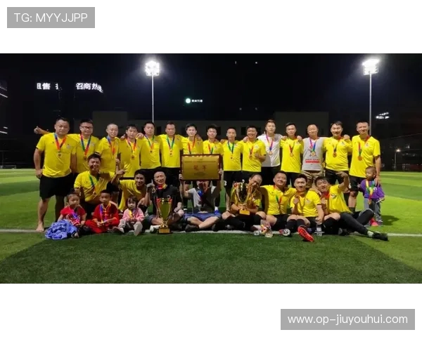 足球球队书签的魅力与意义探索以及其在球迷文化中的独特地位 足球球队书签的魅力与意义探索以及其在球迷文化中的独特地位